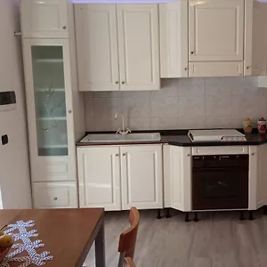  Appartamento Entire Flat, Independent Entrance, 20 Mins To Bgy - Bergamo Milan Airport
